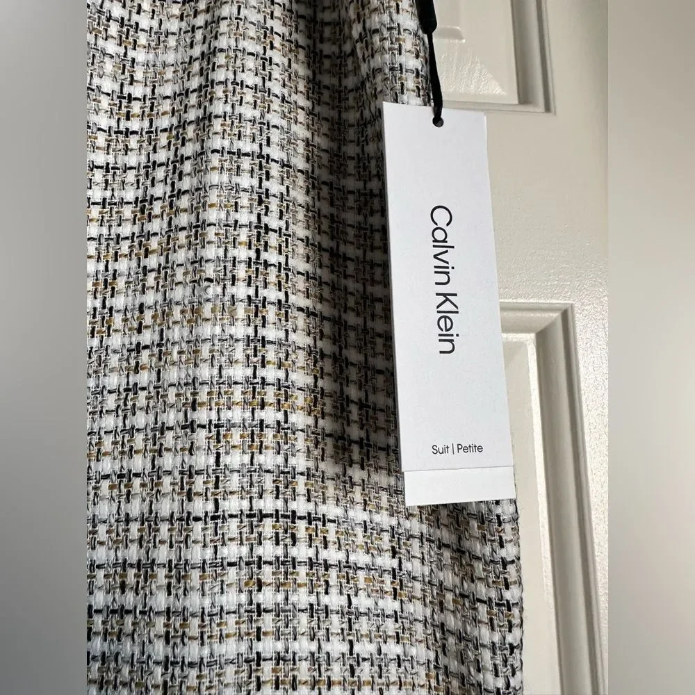 Calvin‎ Klein Tweed Skirt - Black and White Size: 14P
